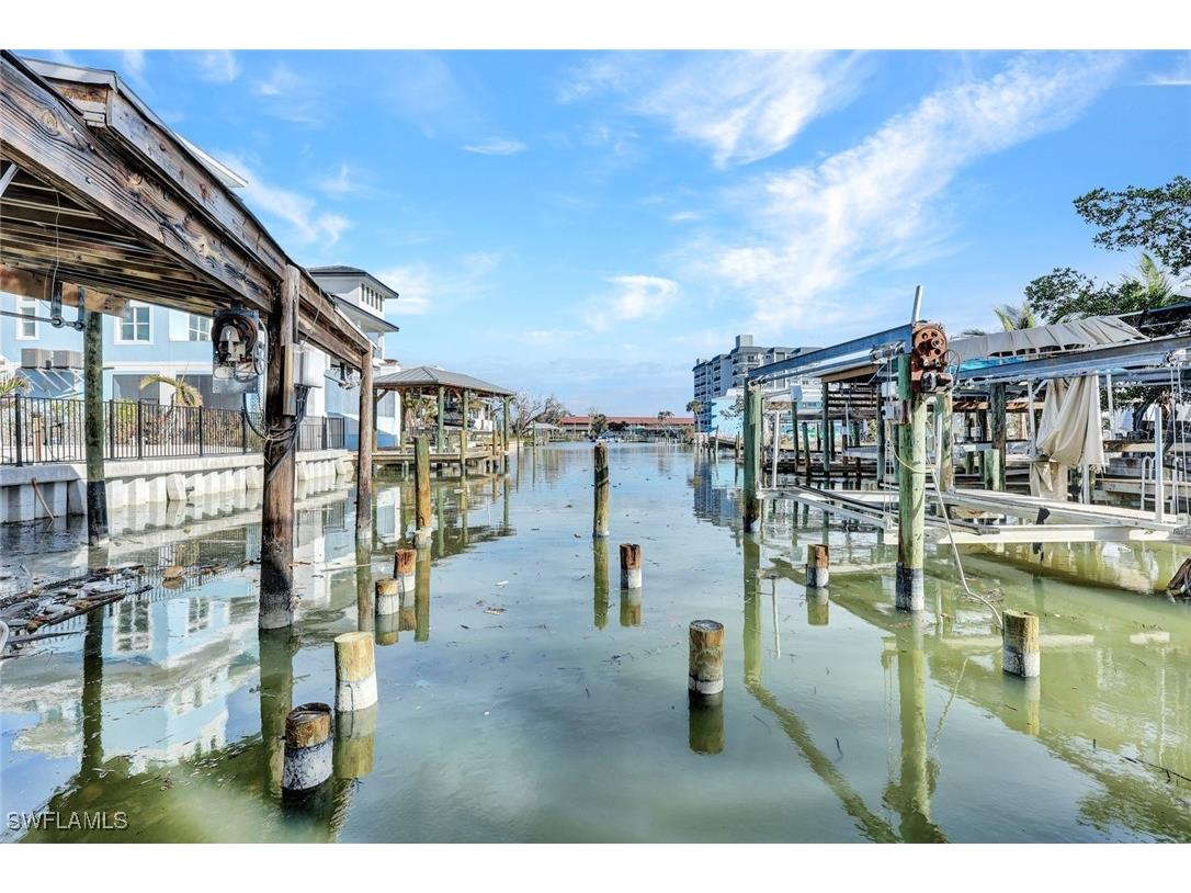 130 Palermo Circle Fort Myers Beach FL 33931 224094262 image21