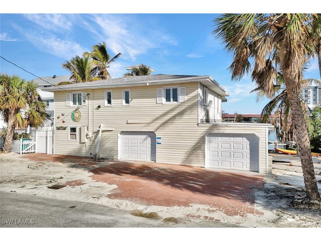 130 Palermo Circle Fort Myers Beach FL 33931 224094262 image3