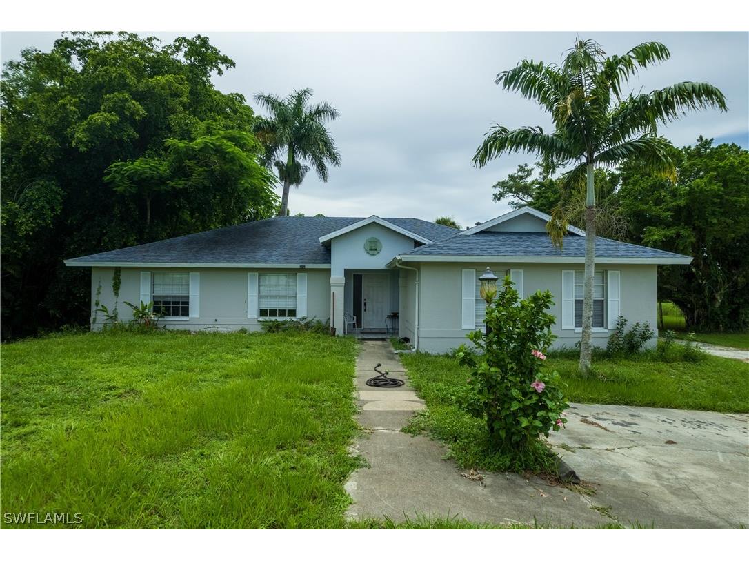 130 Price Street Naples FL 34113 224060046 image1