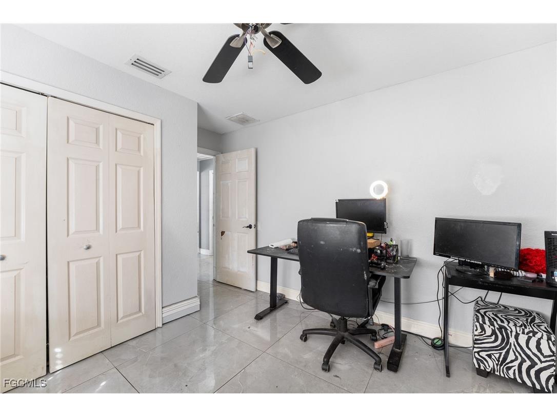 130 SE 29th Terrace Cape Coral FL 33904 2025018442 image21