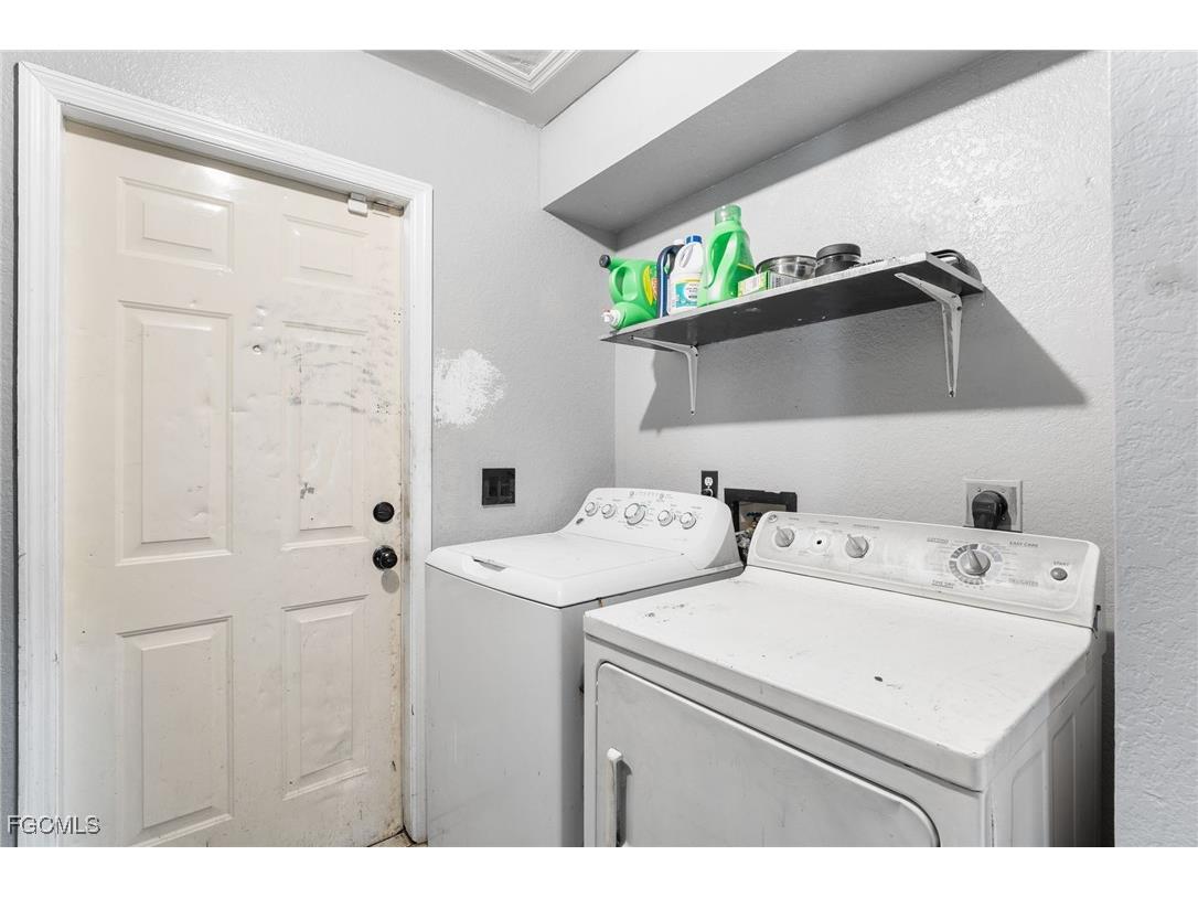 130 SE 29th Terrace Cape Coral FL 33904 2025018442 image24