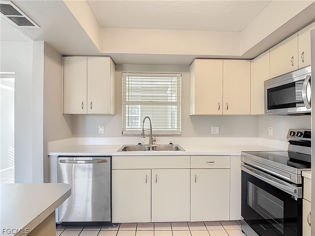 130 SE 7th Street Cape Coral FL 33990 2026009022 image10