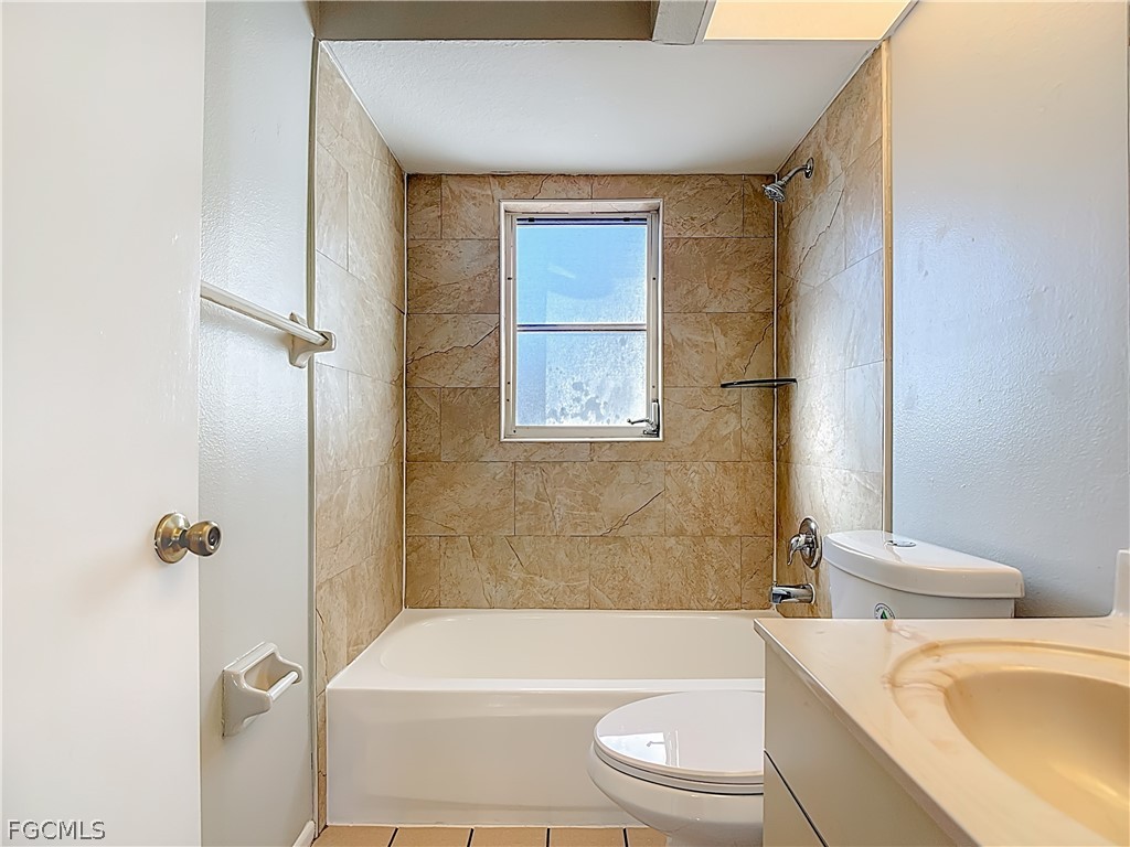 130 SE 7th Street Cape Coral FL 33990 2026009022 image15