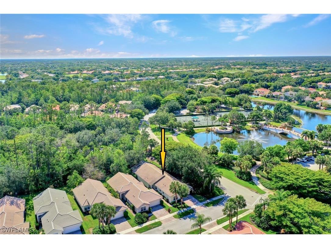 1300 Barrigona Court Naples FL 34119 223029789 image1