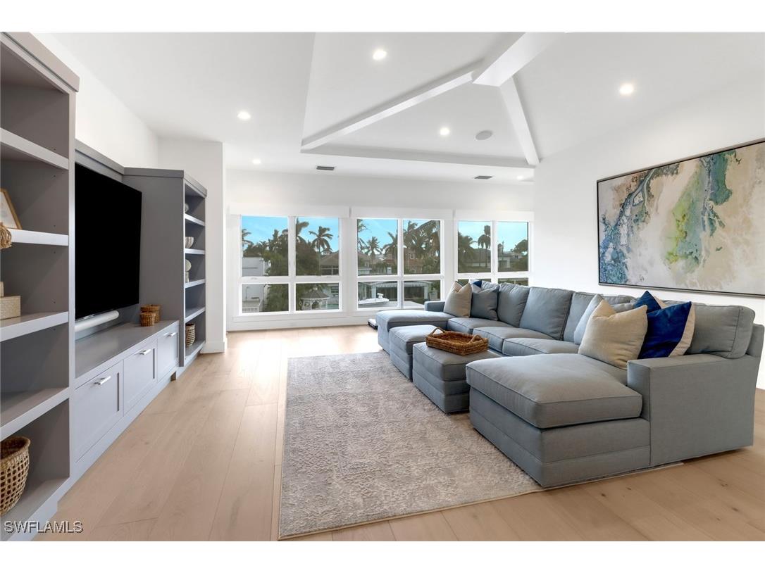 1300 Cobia Court Naples FL 34102 225073284 image19