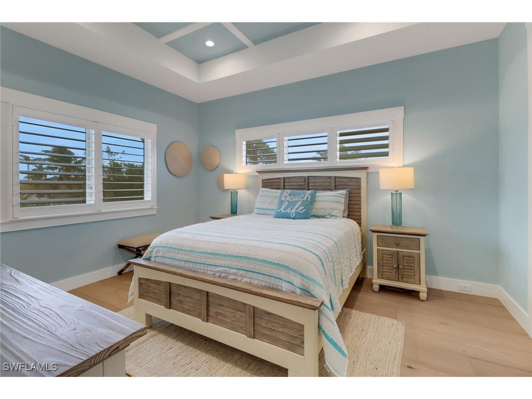 1300 Cobia Court Naples FL 34102 225073284 image23