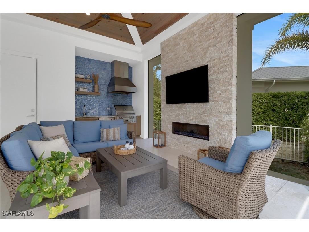 1300 Cobia Court Naples FL 34102 225073284 image28