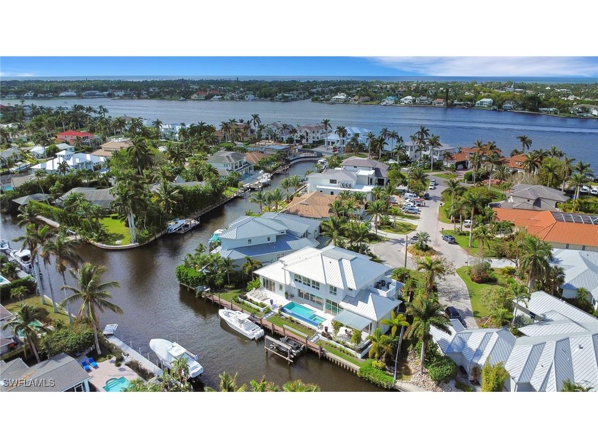 1300 Cobia Court Naples FL 34102 225073284 image39