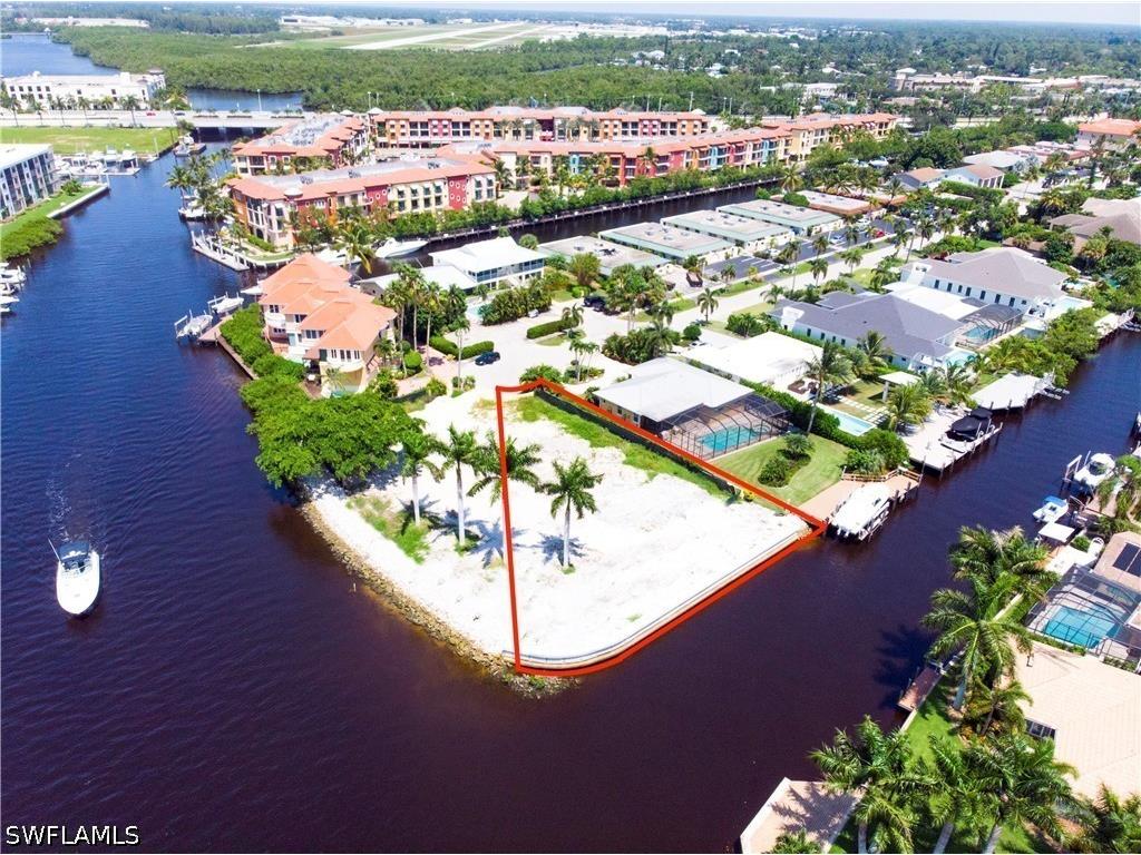 1300 Curlew Avenue Naples FL 34102 225078553 image2