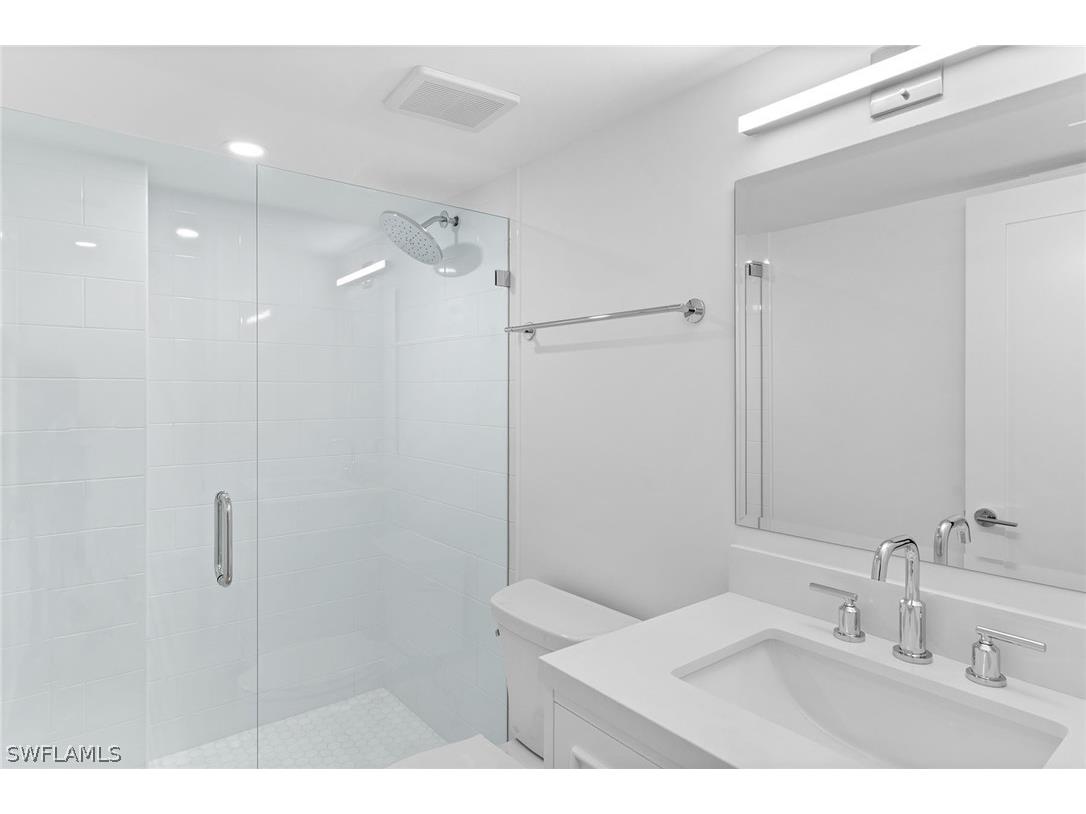 1300 Gulf Shore Boulevard N #102 Naples FL 34102 226007499 image10
