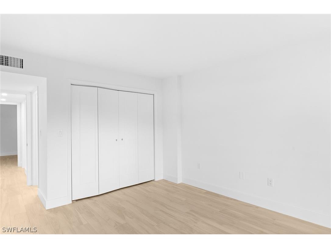 1300 Gulf Shore Boulevard N #102 Naples FL 34102 226007499 image12