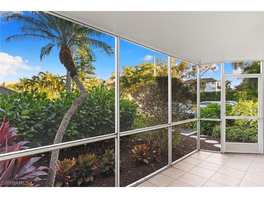 1300 Gulf Shore Boulevard N #102 Naples FL 34102 226007499 image14