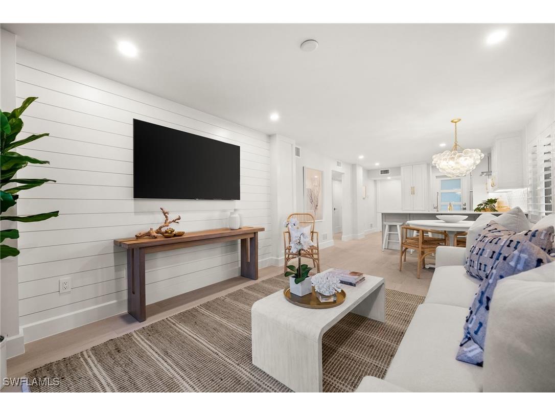 1300 Gulf Shore Boulevard N #109 Naples FL 34102 225063710 image18