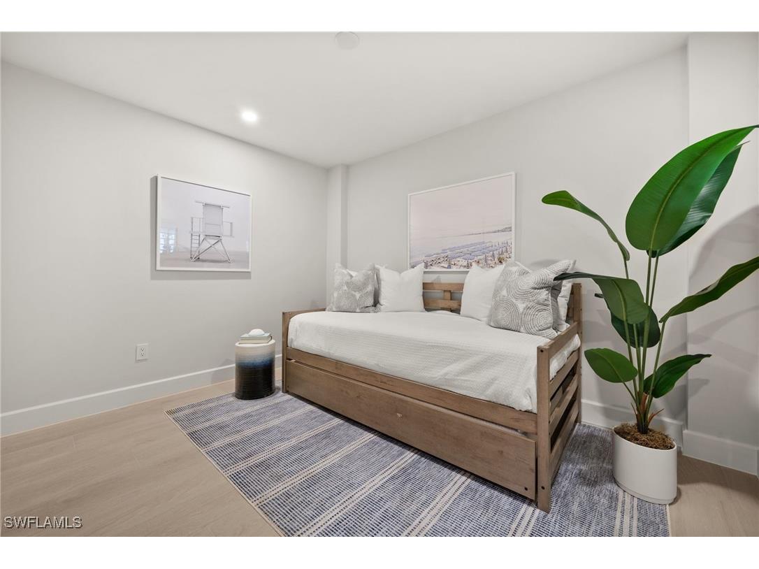 1300 Gulf Shore Boulevard N #109 Naples FL 34102 225063710 image24