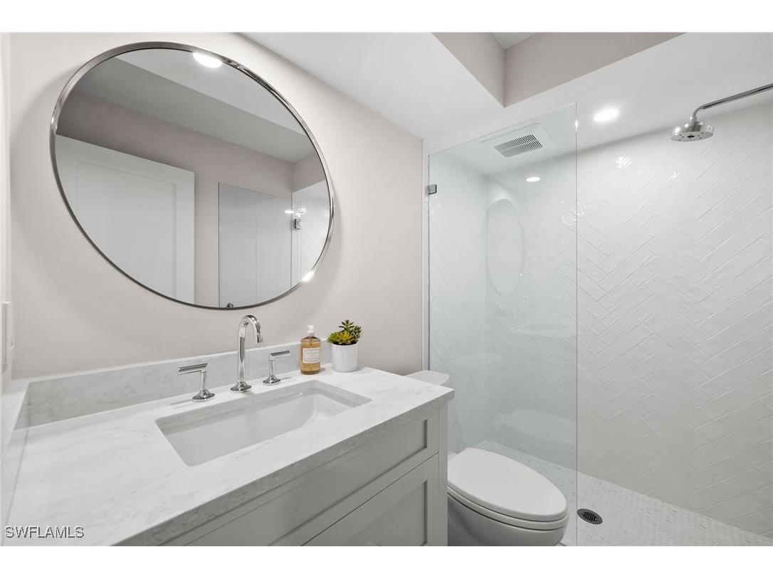 1300 Gulf Shore Boulevard N #109 Naples FL 34102 225063710 image27