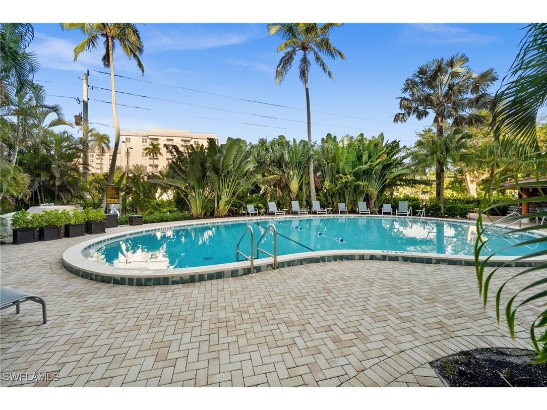 1300 Gulf Shore Boulevard N #109 Naples FL 34102 225063710 image42