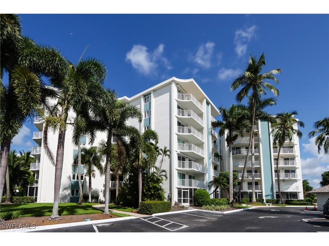 1300 Gulf Shore Boulevard N #205 Naples FL 34102 225039338 image1