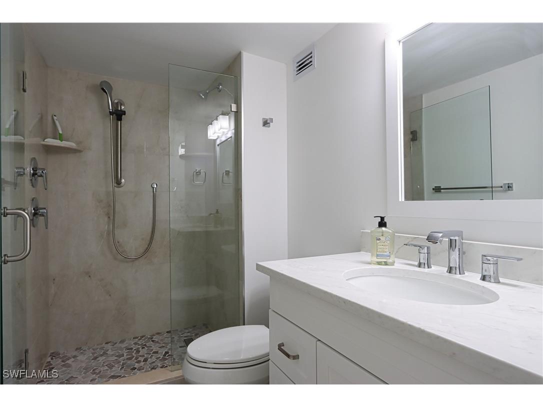 1300 Gulf Shore Boulevard N #205 Naples FL 34102 225039338 image12