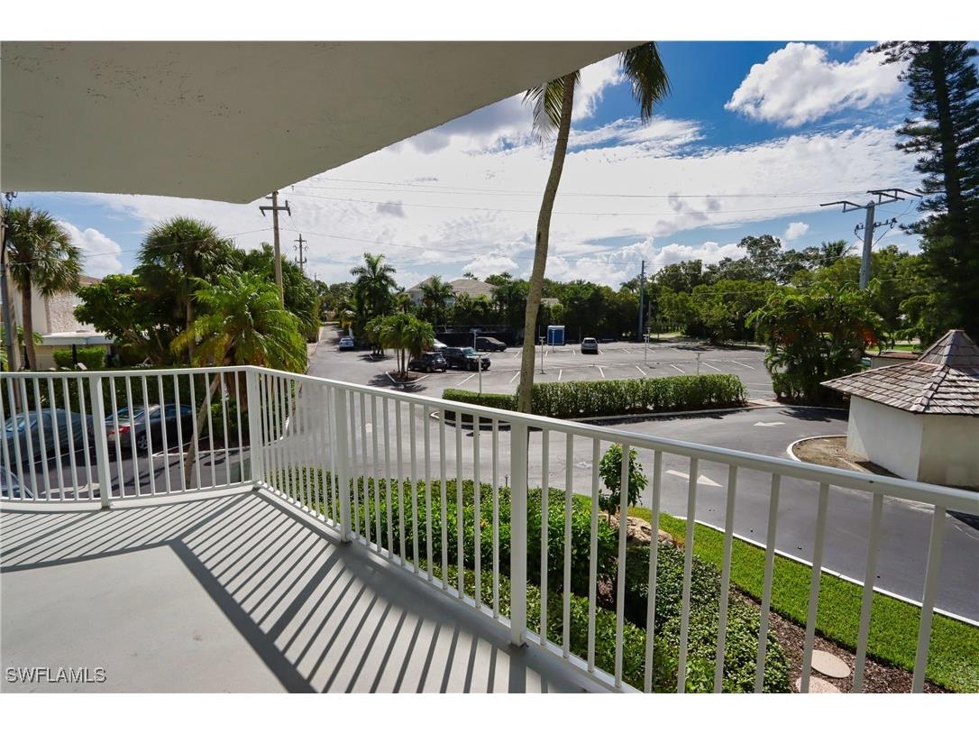 1300 Gulf Shore Boulevard N #205 Naples FL 34102 225039338 image2