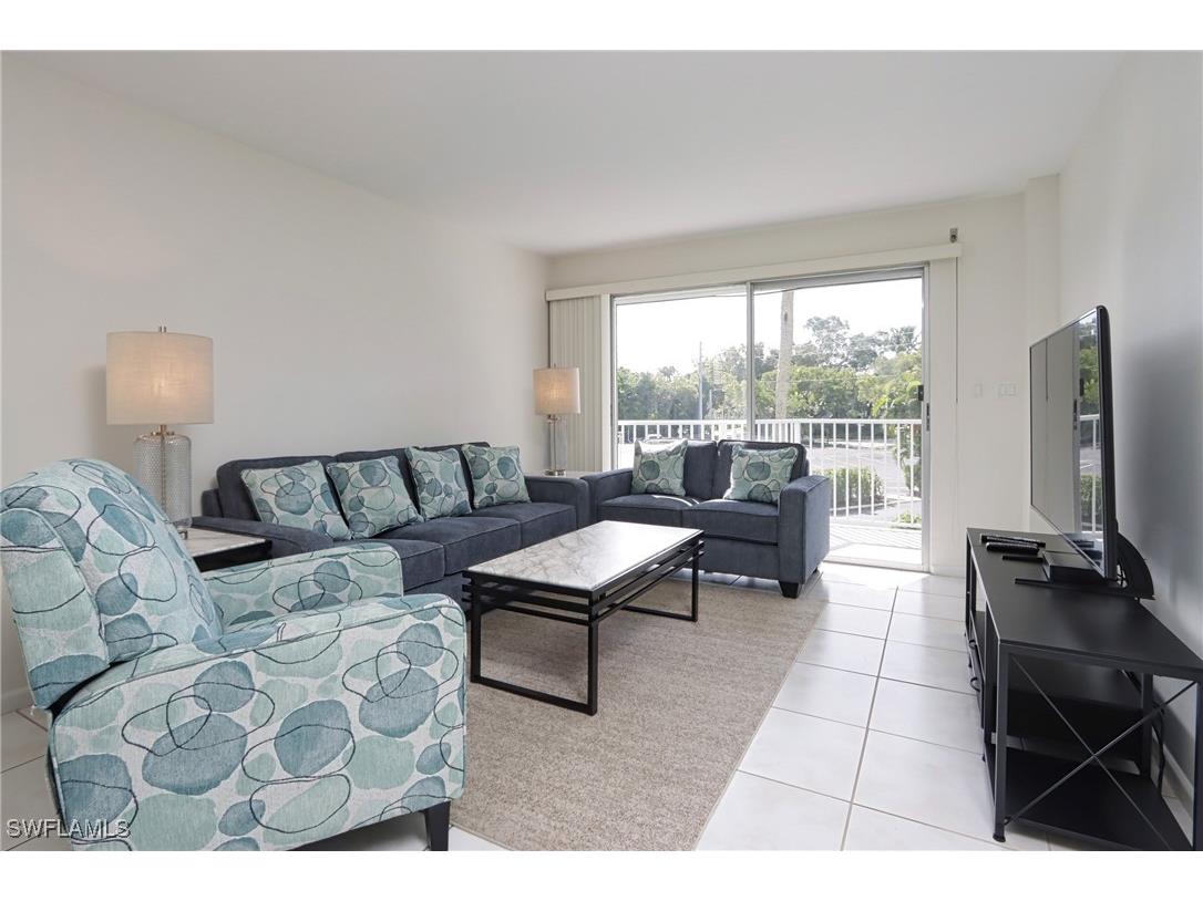 1300 Gulf Shore Boulevard N #205 Naples FL 34102 225039338 image4