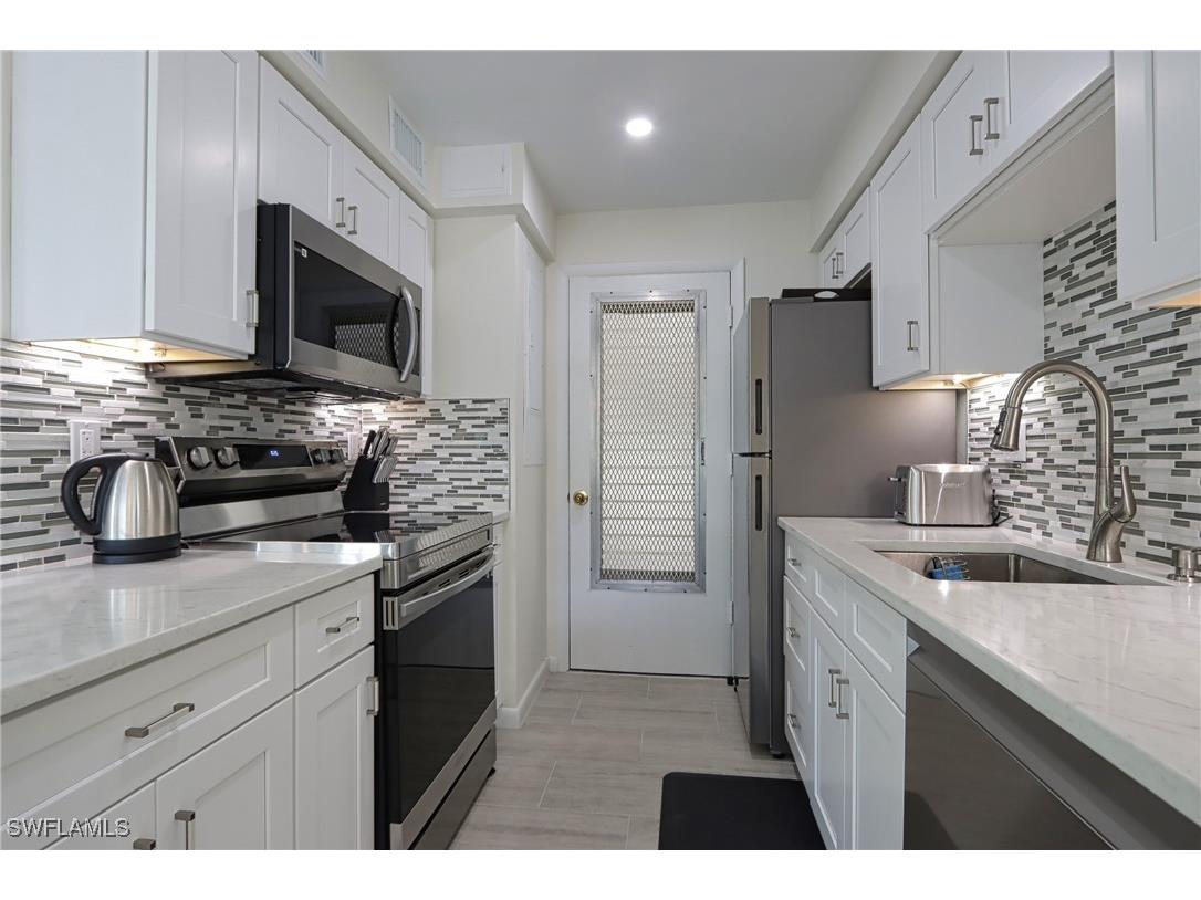 1300 Gulf Shore Boulevard N #205 Naples FL 34102 225039338 image6