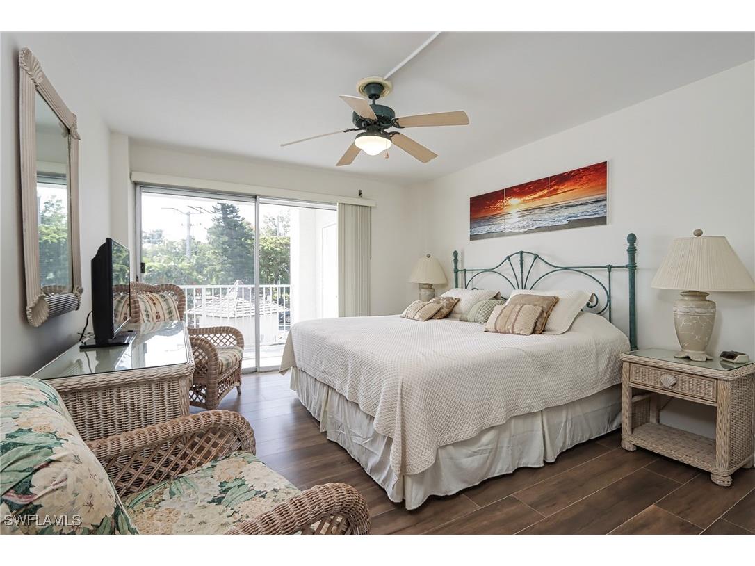 1300 Gulf Shore Boulevard N #205 Naples FL 34102 225039338 image9