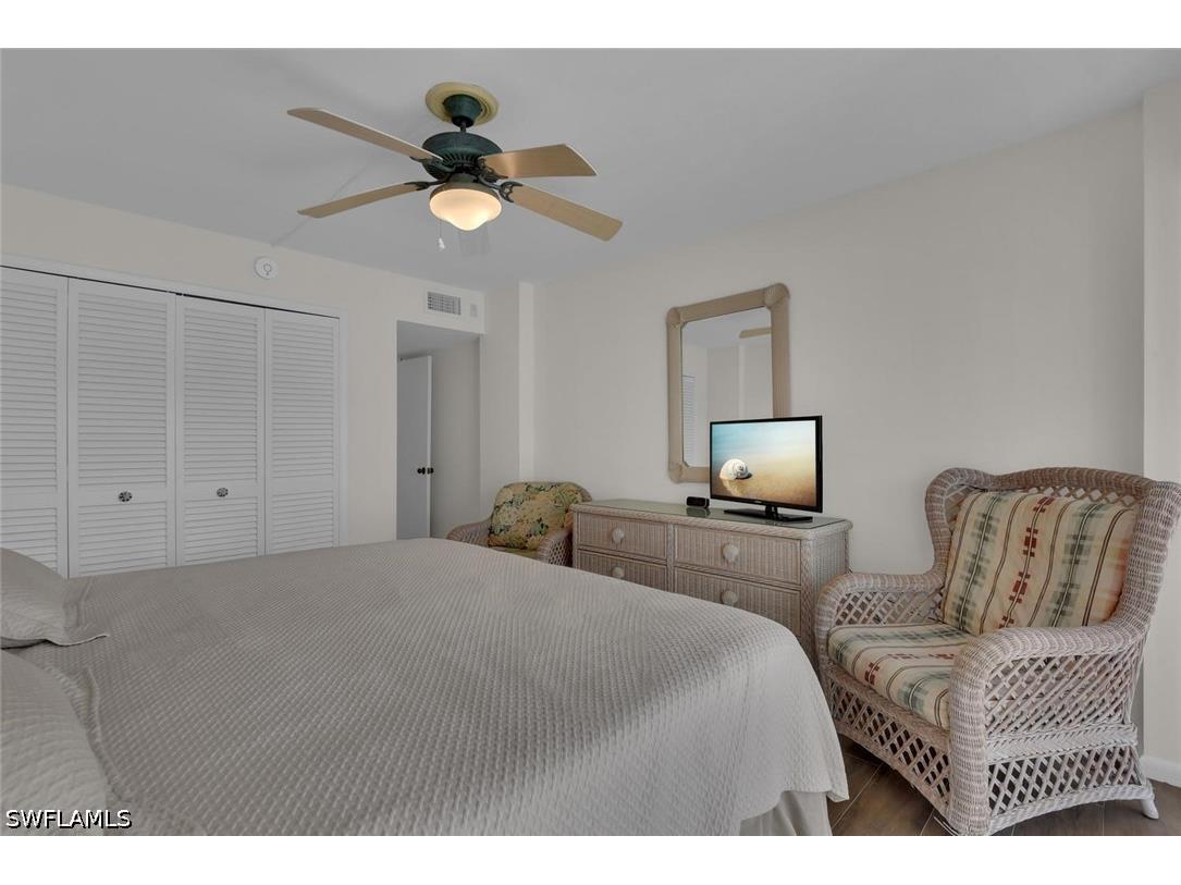 1300 Gulf Shore Boulevard N #205 Naples FL 34102 226018735 image12