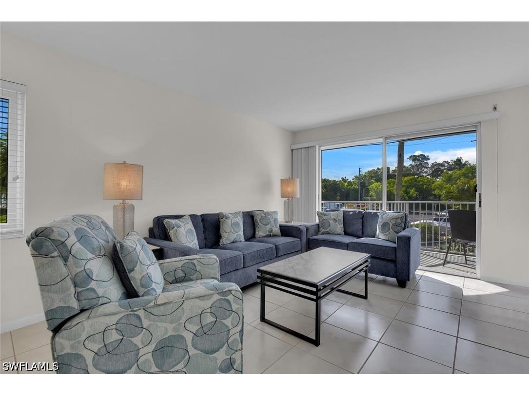 1300 Gulf Shore Boulevard N #205 Naples FL 34102 226018735 image2