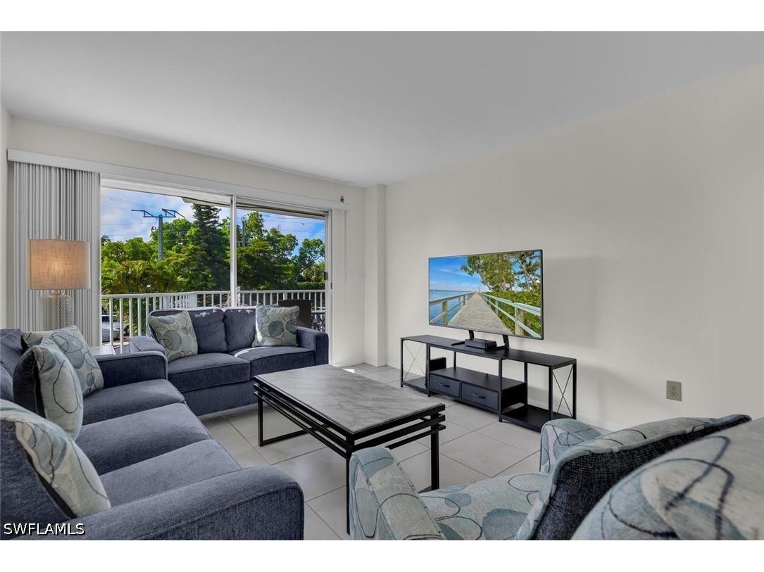 1300 Gulf Shore Boulevard N #205 Naples FL 34102 226018735 image9