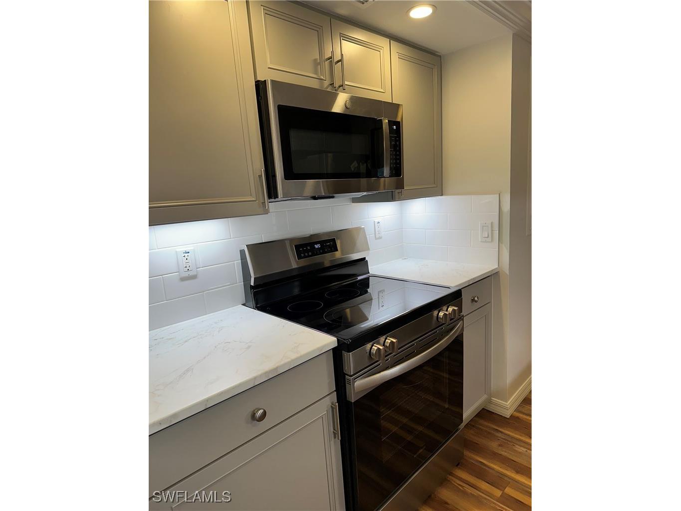 1300 Gulf Shore Boulevard N #304 Naples FL 34102 225075535 image10