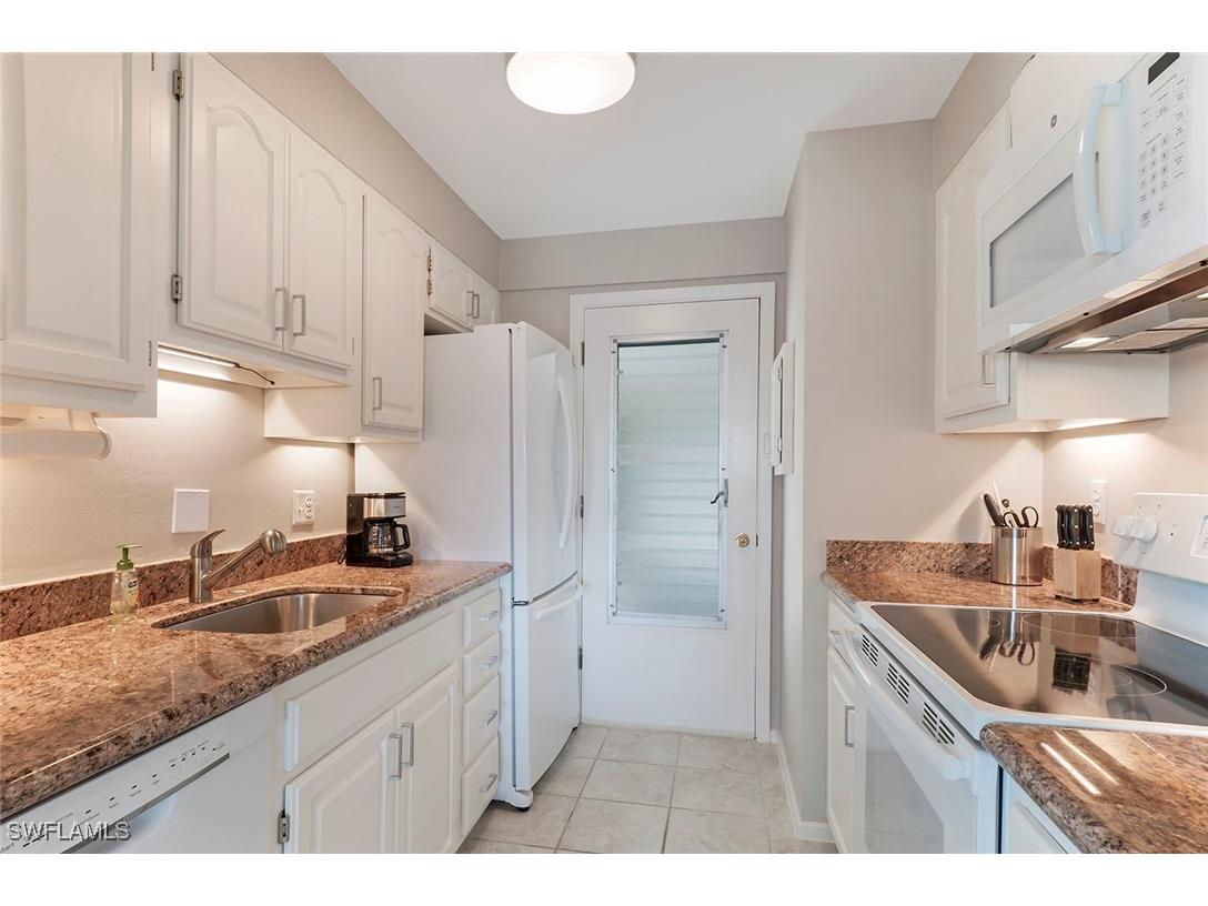 1300 Gulf Shore Boulevard N #406 Naples FL 34102 225068779 image10