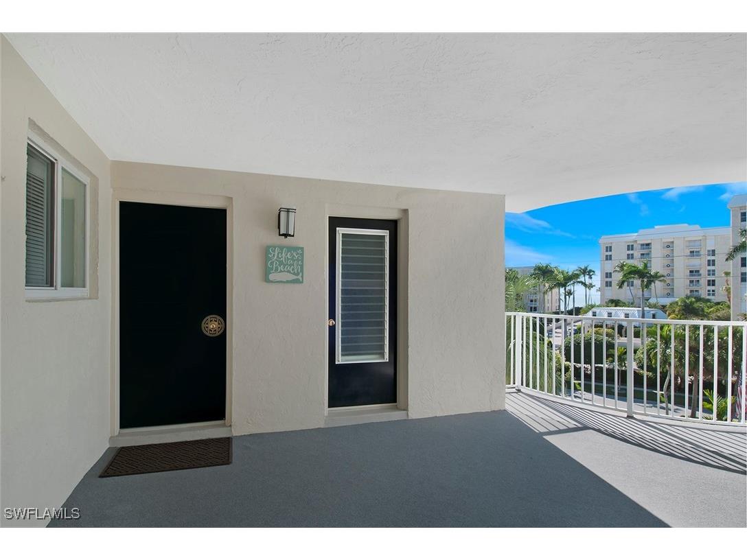 1300 Gulf Shore Boulevard N #406 Naples FL 34102 225068779 image19