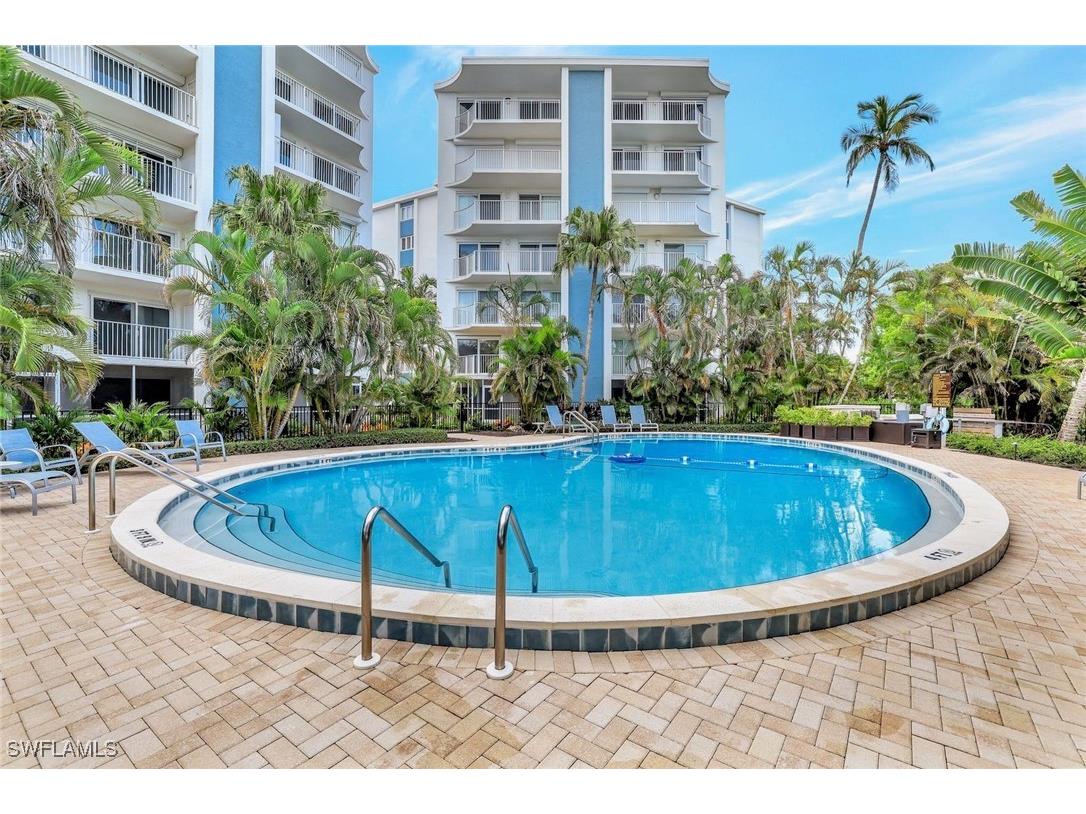 1300 Gulf Shore Boulevard N #406 Naples FL 34102 225068779 image2