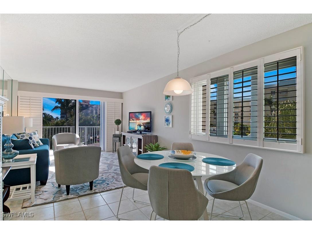 1300 Gulf Shore Boulevard N #406 Naples FL 34102 225068779 image6