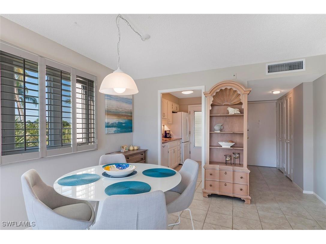 1300 Gulf Shore Boulevard N #406 Naples FL 34102 225068779 image9