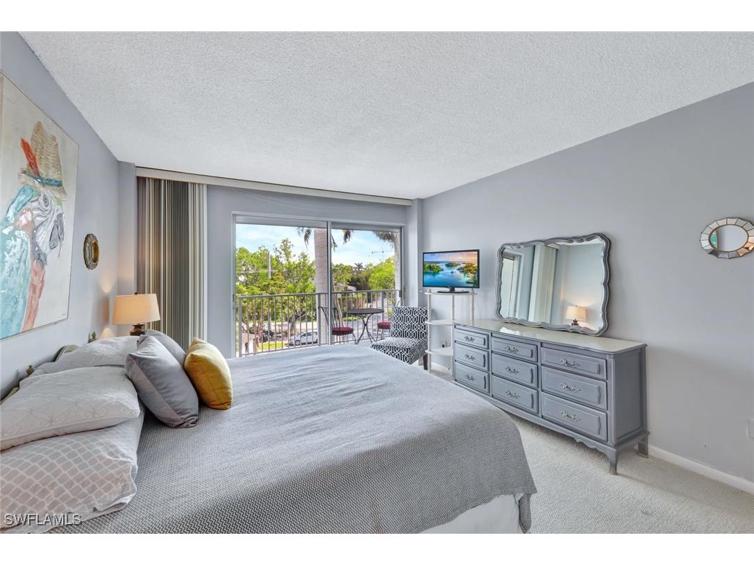 1300 Gulf Shore Boulevard N #407 Naples FL 34102 225082409 image12