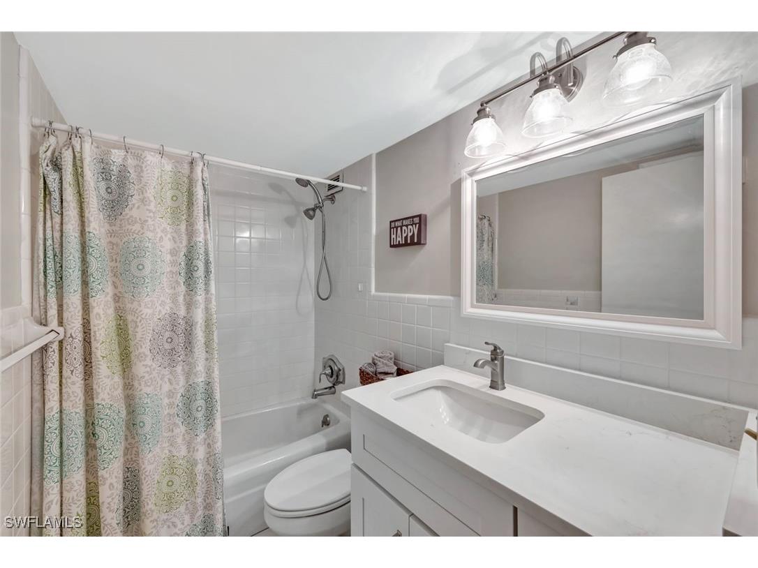 1300 Gulf Shore Boulevard N #407 Naples FL 34102 225082409 image13