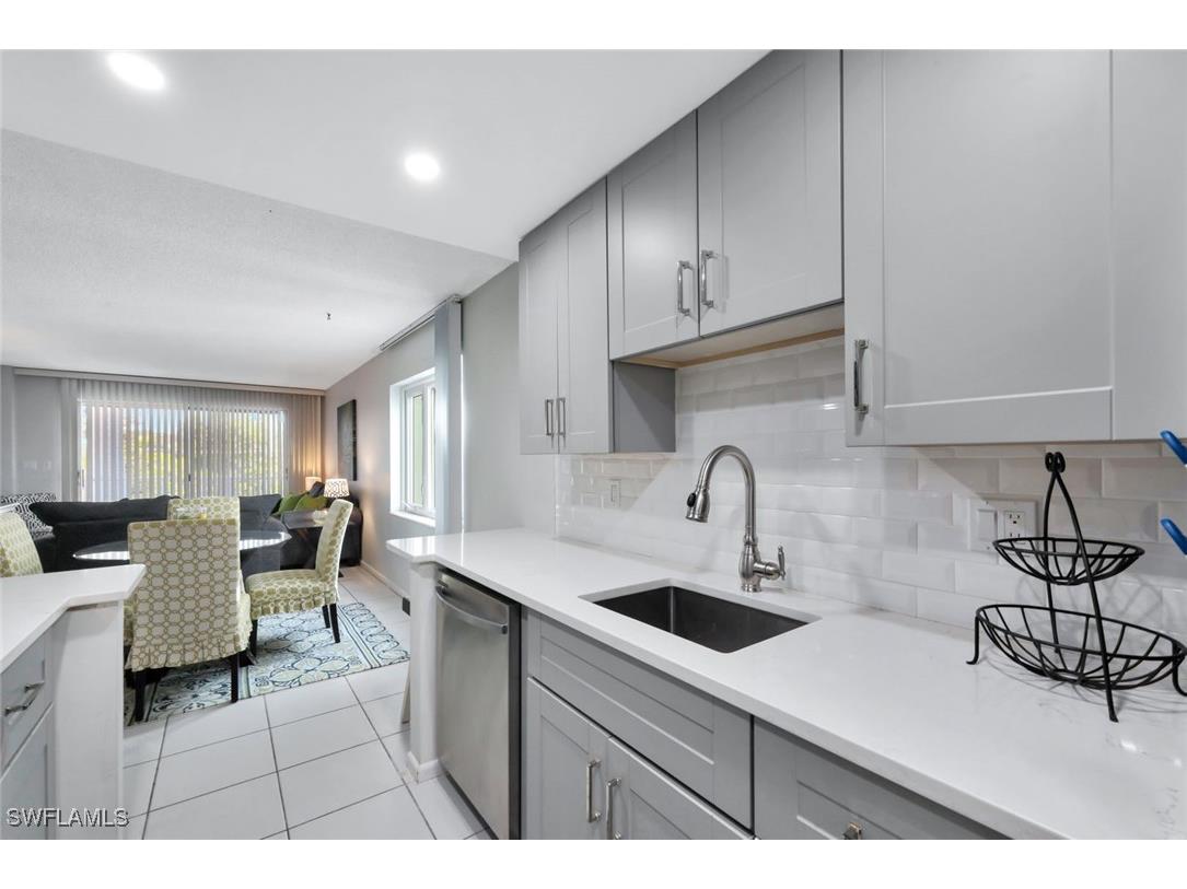 1300 Gulf Shore Boulevard N #407 Naples FL 34102 225082409 image9