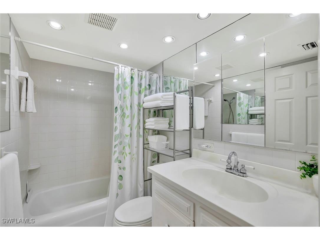 1300 Gulf Shore Boulevard N #410 Naples FL 34102 225052525 image12