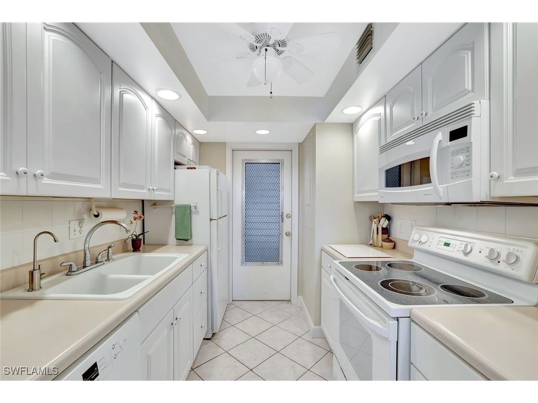 1300 Gulf Shore Boulevard N #410 Naples FL 34102 225052525 image6