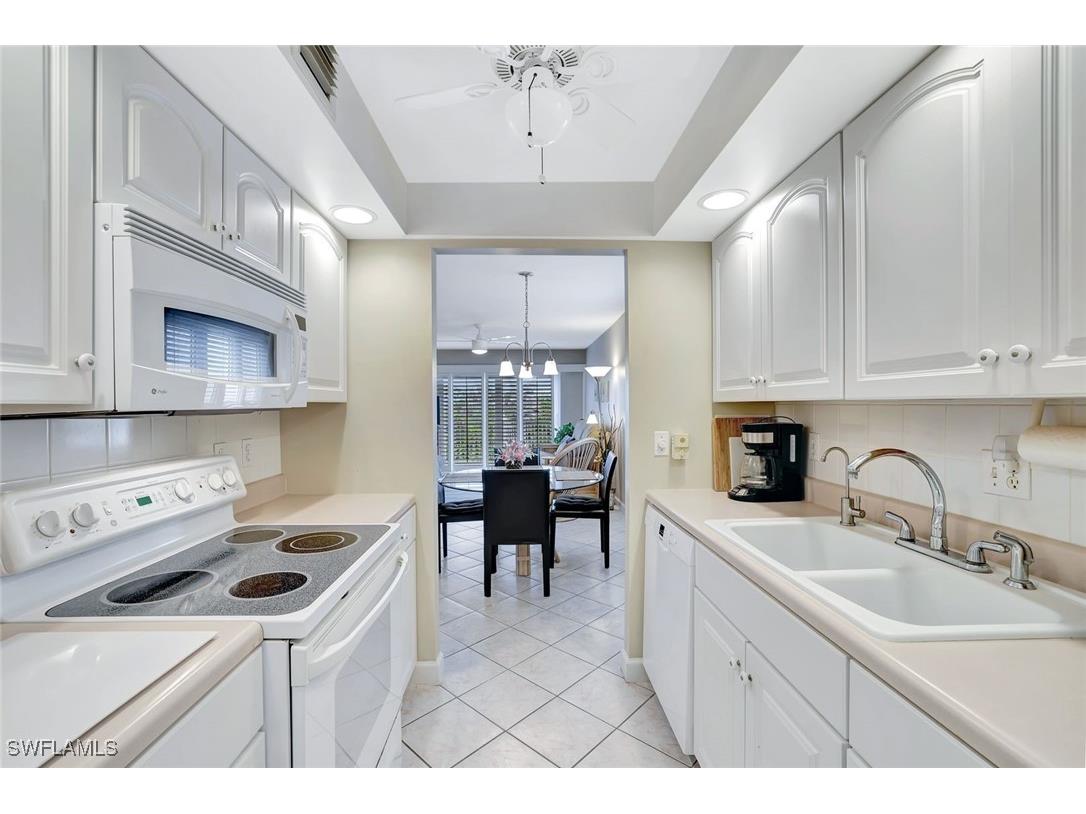 1300 Gulf Shore Boulevard N #410 Naples FL 34102 225052525 image7