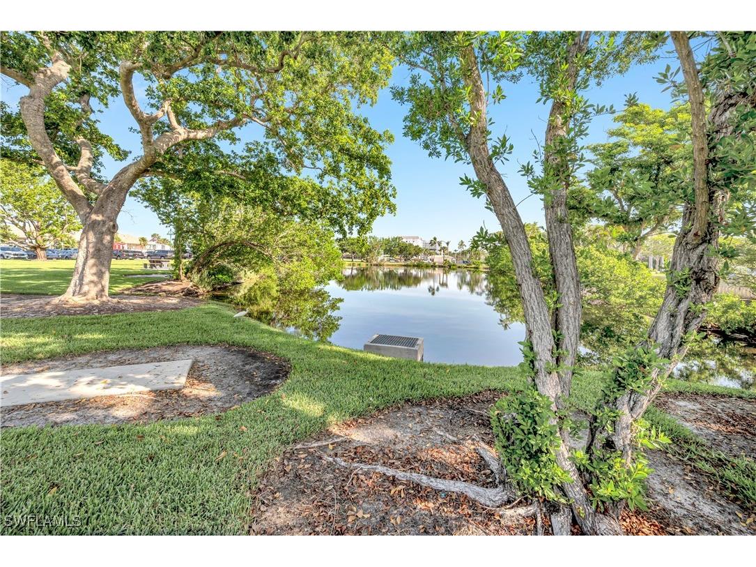 1300 Gulf Shore Boulevard N #507 Naples FL 34102 225078124 image10