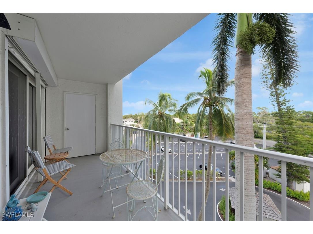 1300 Gulf Shore Boulevard N #507 Naples FL 34102 225078124 image7