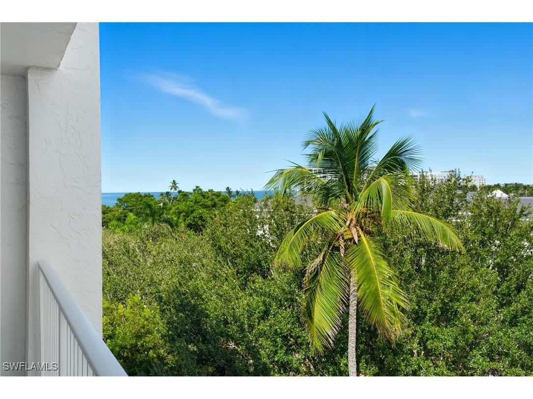 1300 Gulf Shore Boulevard N #603 Naples FL 34102 225076884 image19
