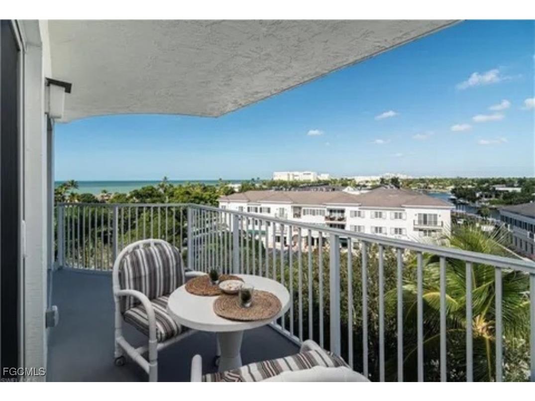 1300 Gulf Shore Boulevard N #701 Naples FL 34102 2025019174 image16