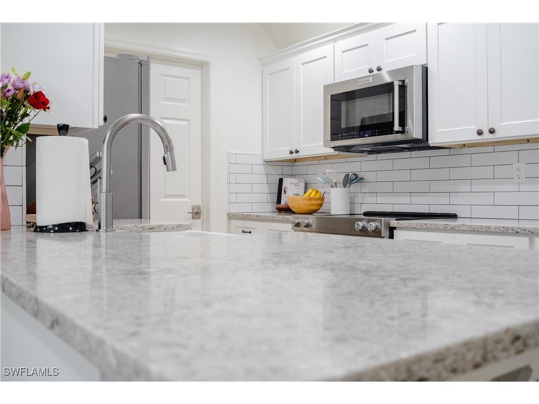 1300 Hilltop Drive Naples FL 34103 225047310 image11