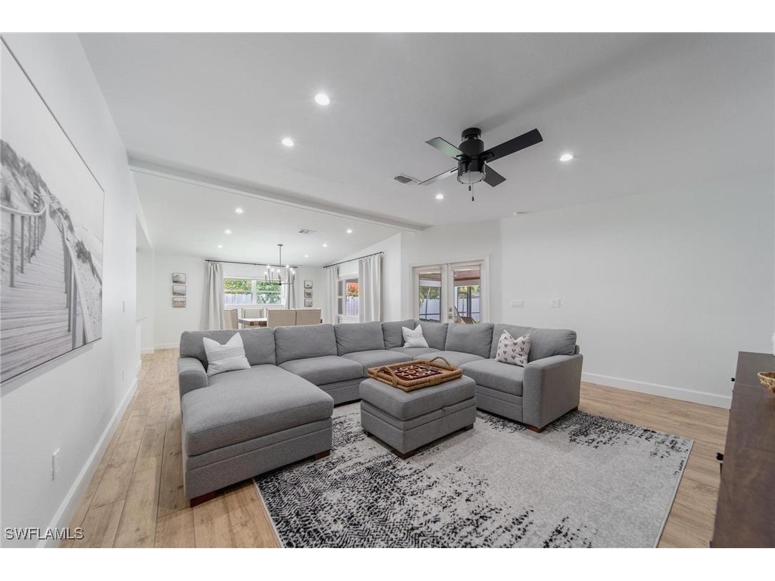 1300 Hilltop Drive Naples FL 34103 225047310 image16