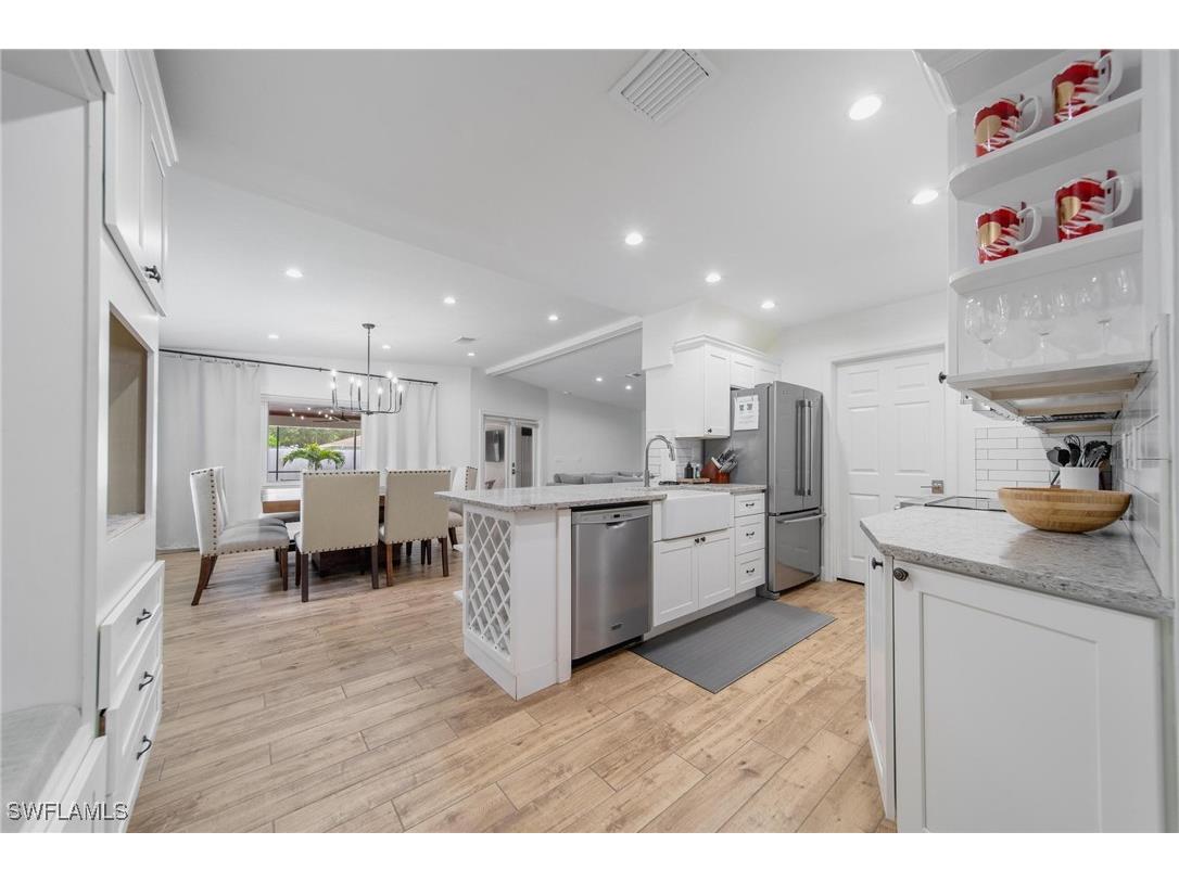 1300 Hilltop Drive Naples FL 34103 225047310 image9