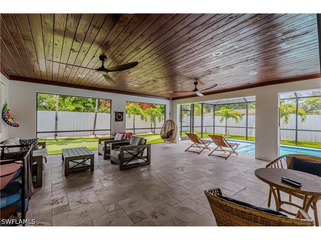 1300 Hilltop Drive Naples FL 34103 226024560 image26