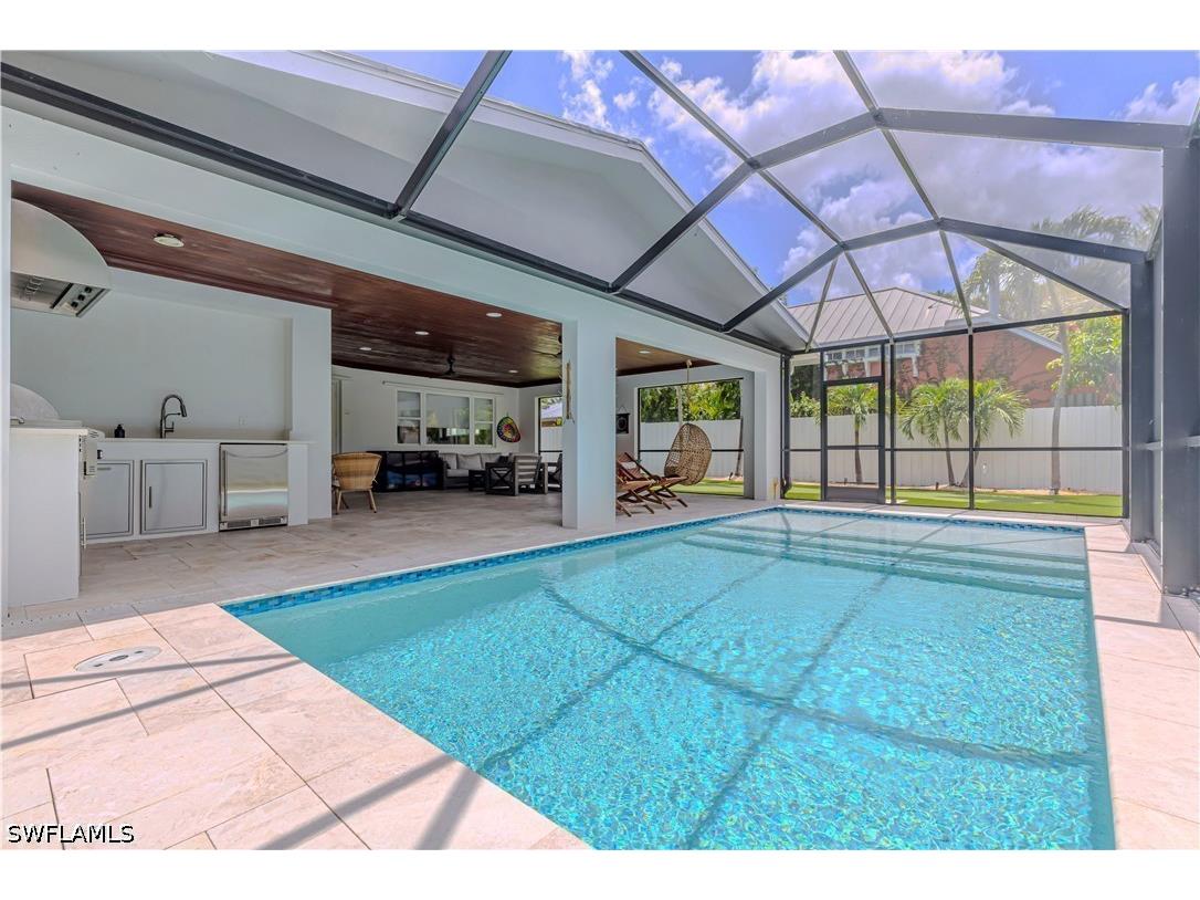 1300 Hilltop Drive Naples FL 34103 226024560 image4